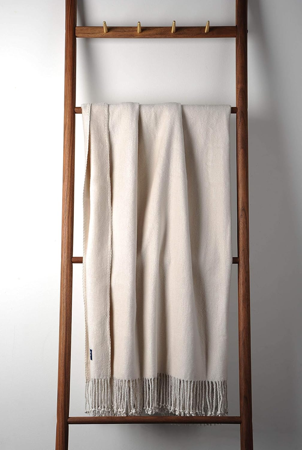 Mode Fringed Mulberry Silk Throw Blanket for Sofa Whisper White